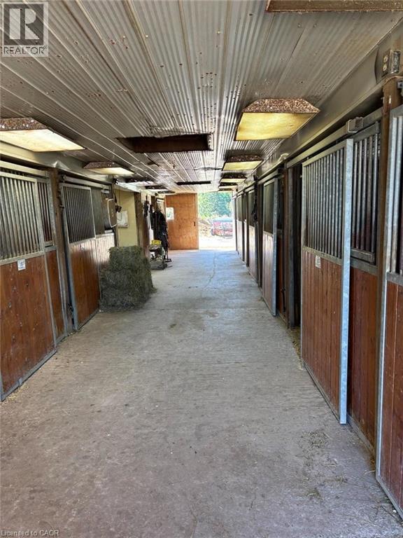 5030 BLACKHEATH Road - Image 30