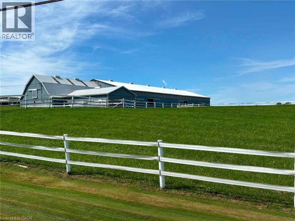 5030 BLACKHEATH Road - Image 35