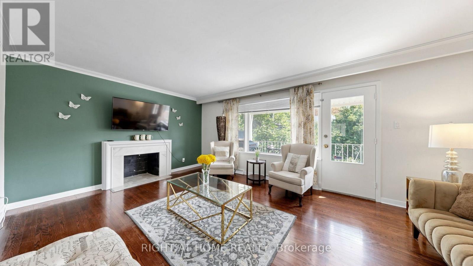 7 THE LINKS ROAD - Image 4