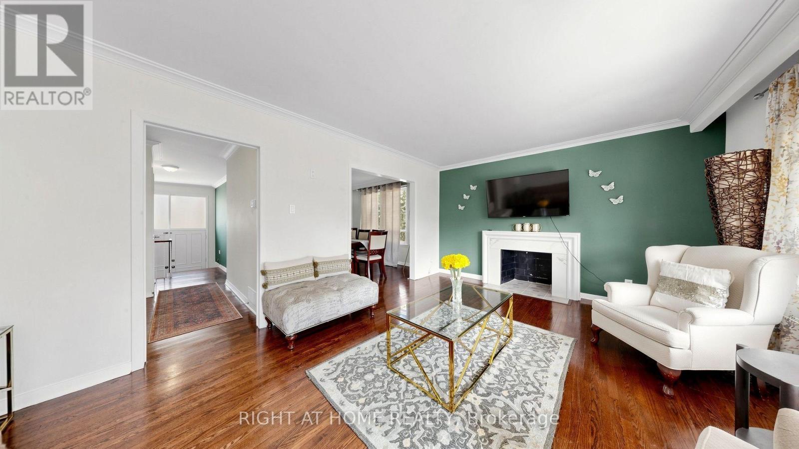 7 THE LINKS ROAD - Image 8