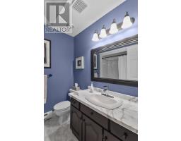 49 Sapphire Crescent thumbnail 18