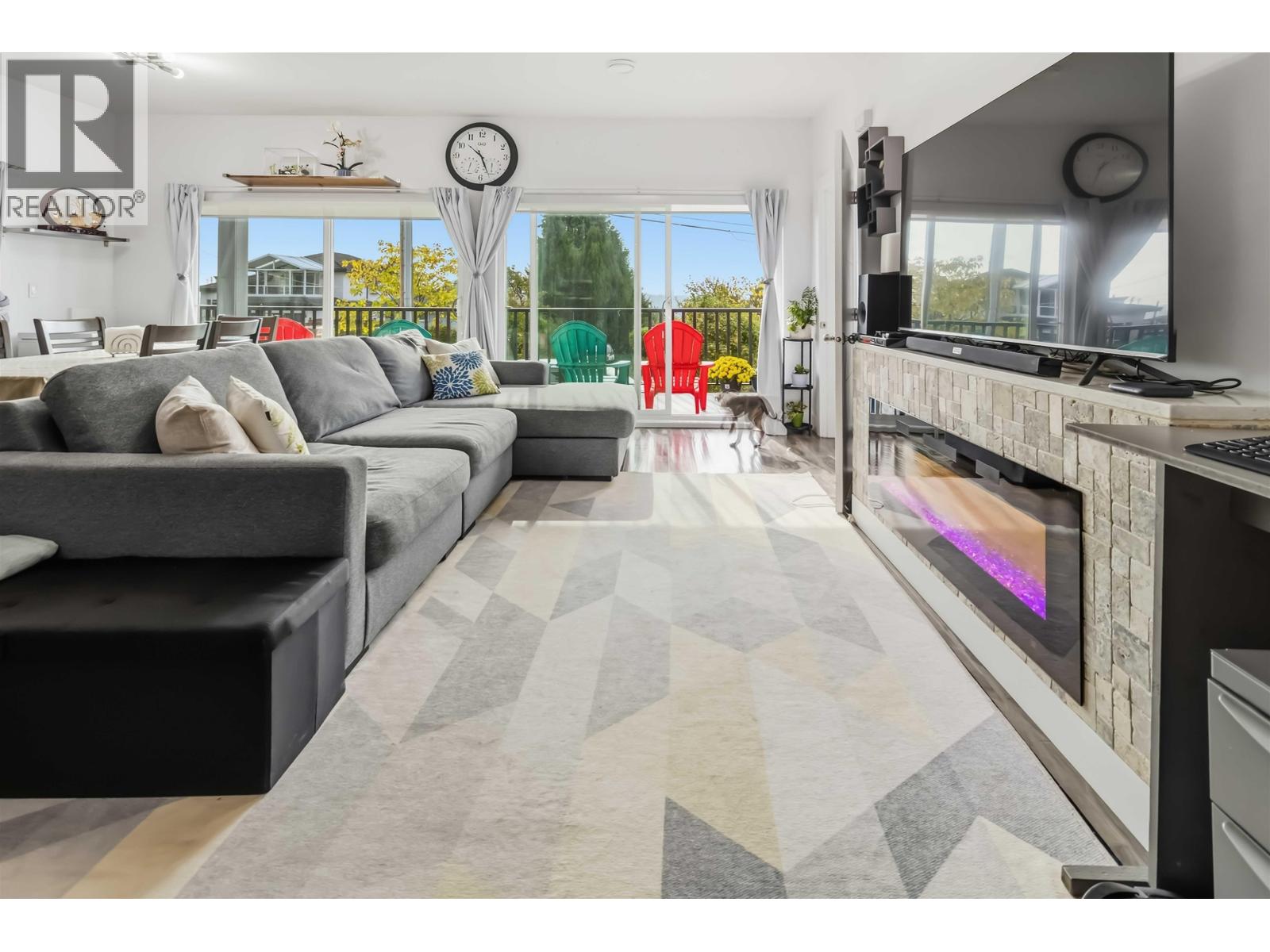 2237 DUBLIN STREET, New Westminster