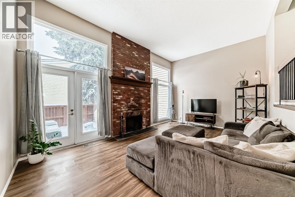 407 Point Mckay Garden NW, Calgary, Alberta, T3B5C1