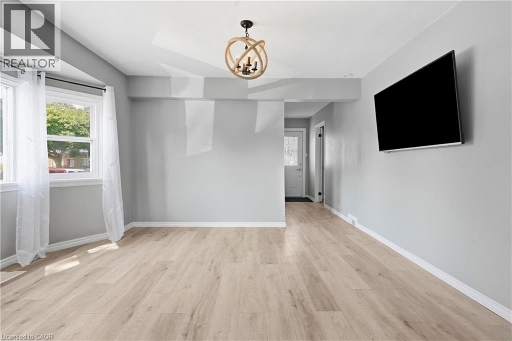 177 PELHAM Road - 6