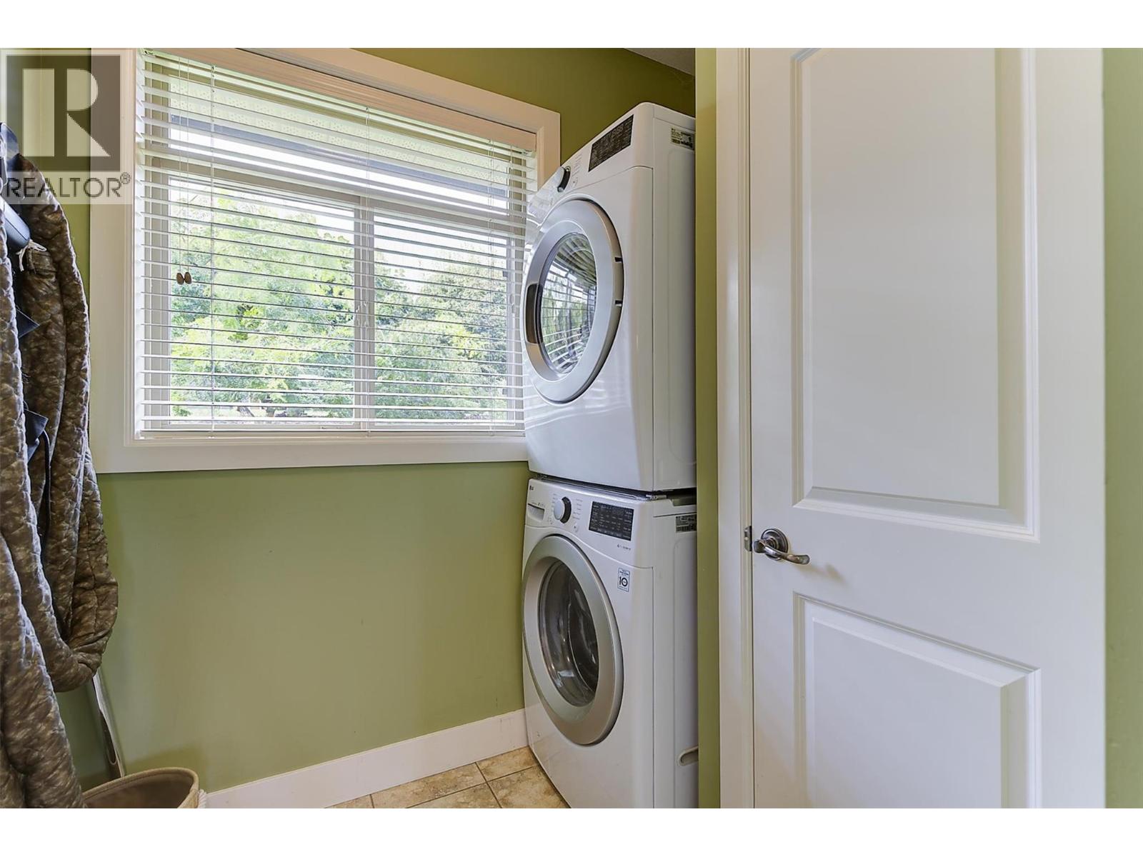  2157 Alvarado Trail, Westbank