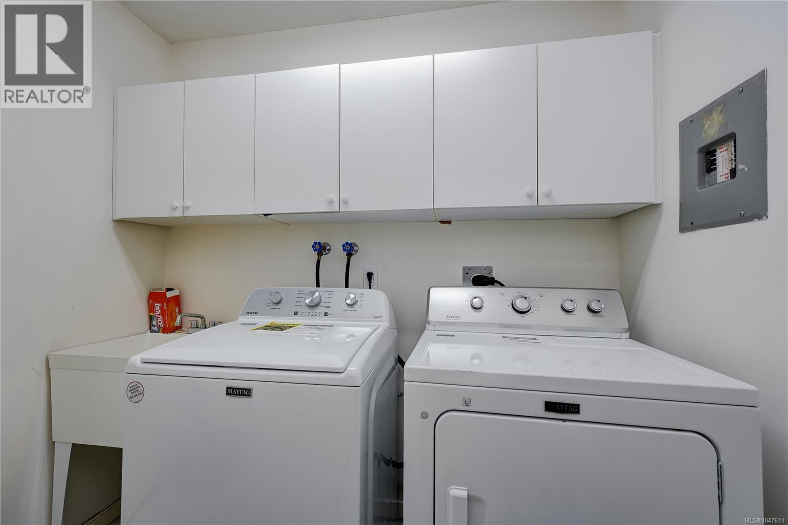  4005 Gordon Head Road, Saanich