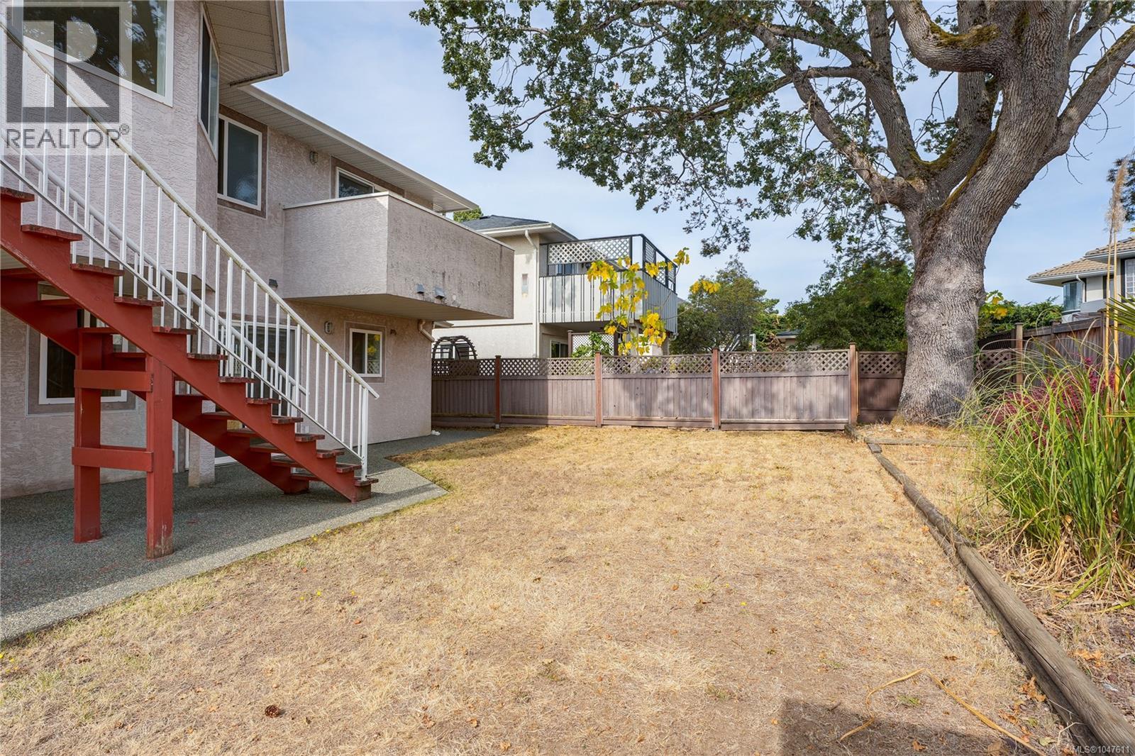  4005 Gordon Head Road, Saanich