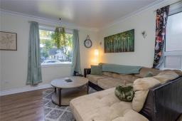 1212 8th Street, Brandon, MB R7A3Z4 Photo 9