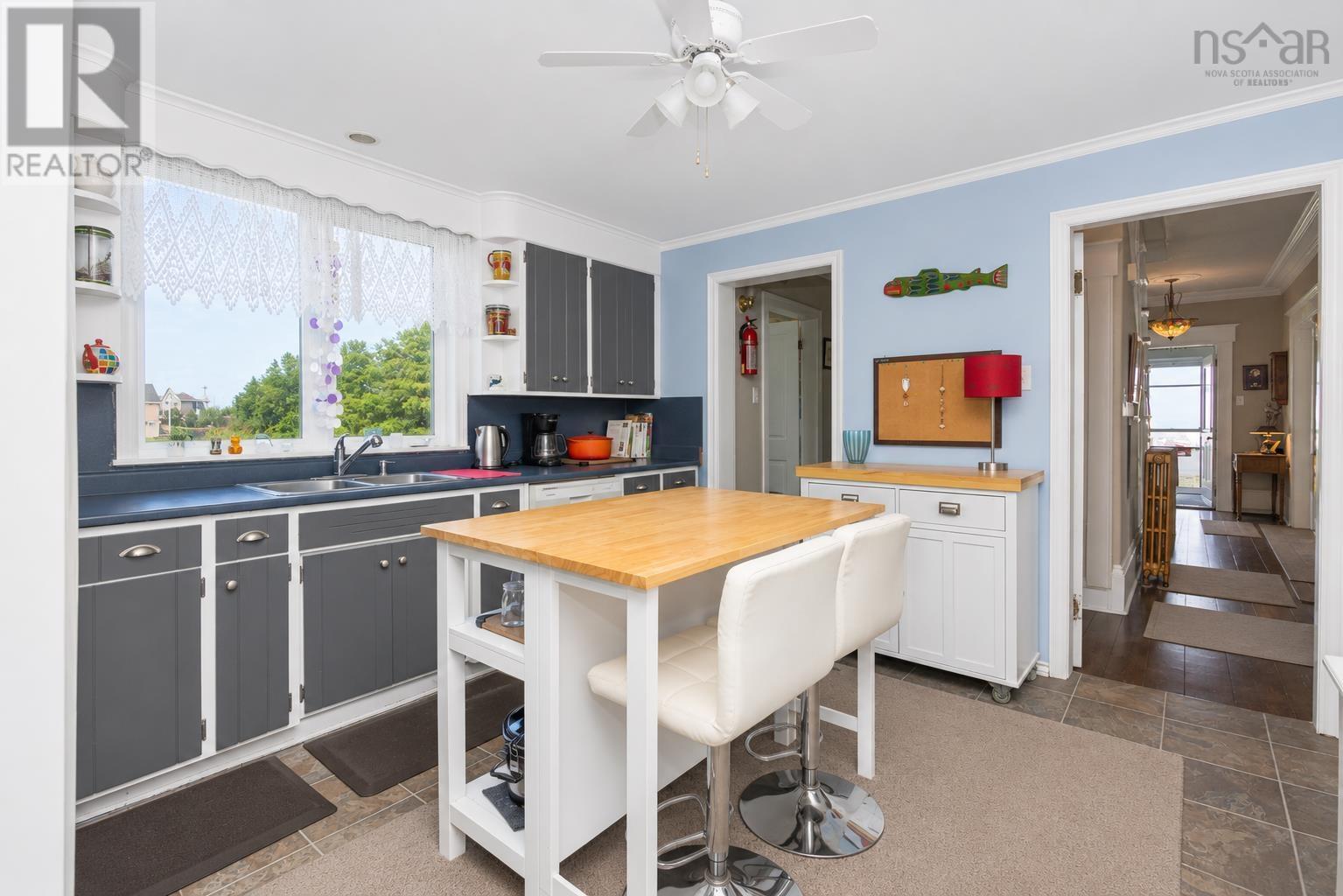 2652 Morien Highway, Port Morien — photo 8
