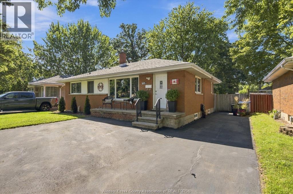 1035 RIVERDALE - 2