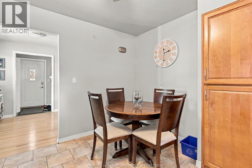 1035 RIVERDALE - Image 7