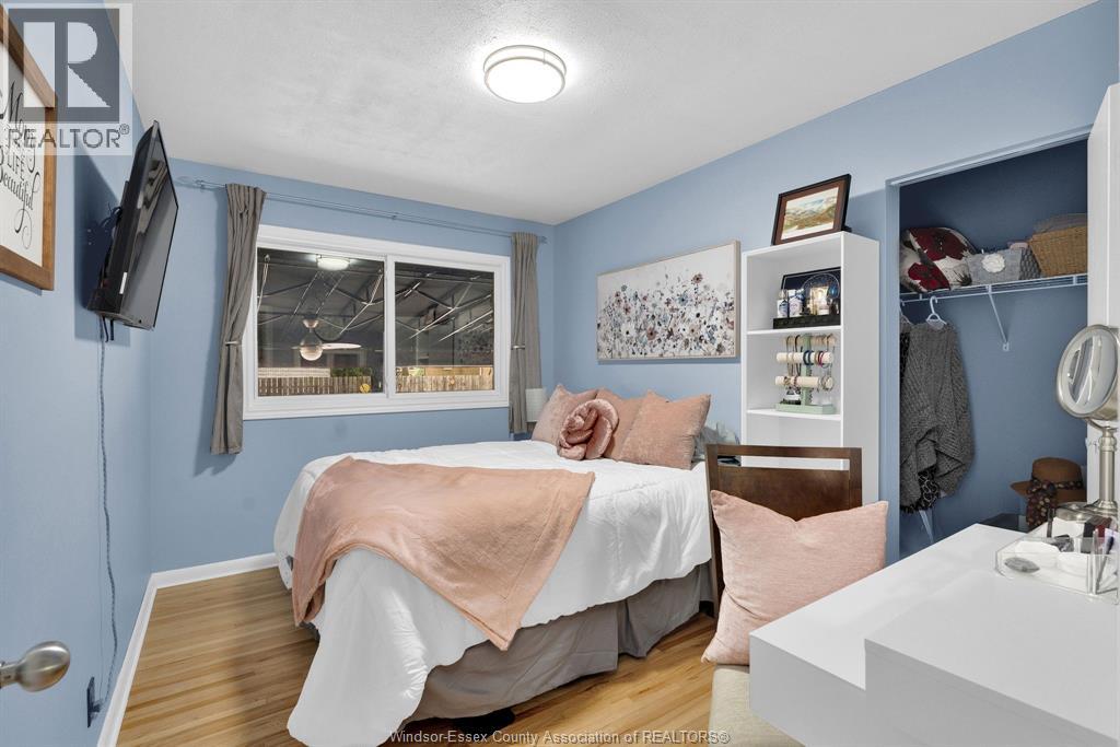 1035 RIVERDALE - 15
