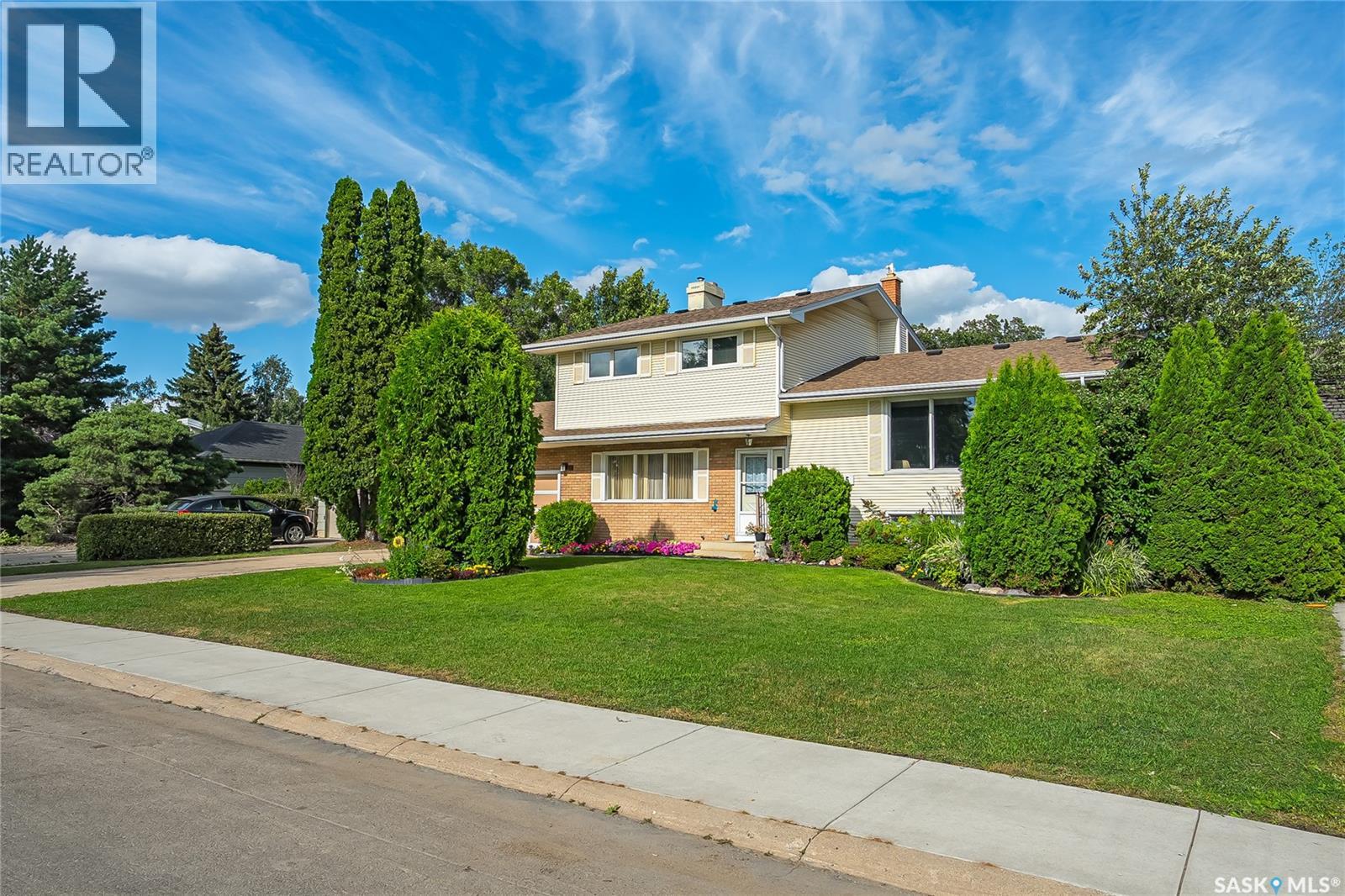 15 Harvard CRESCENT, Saskatoon — photo 4