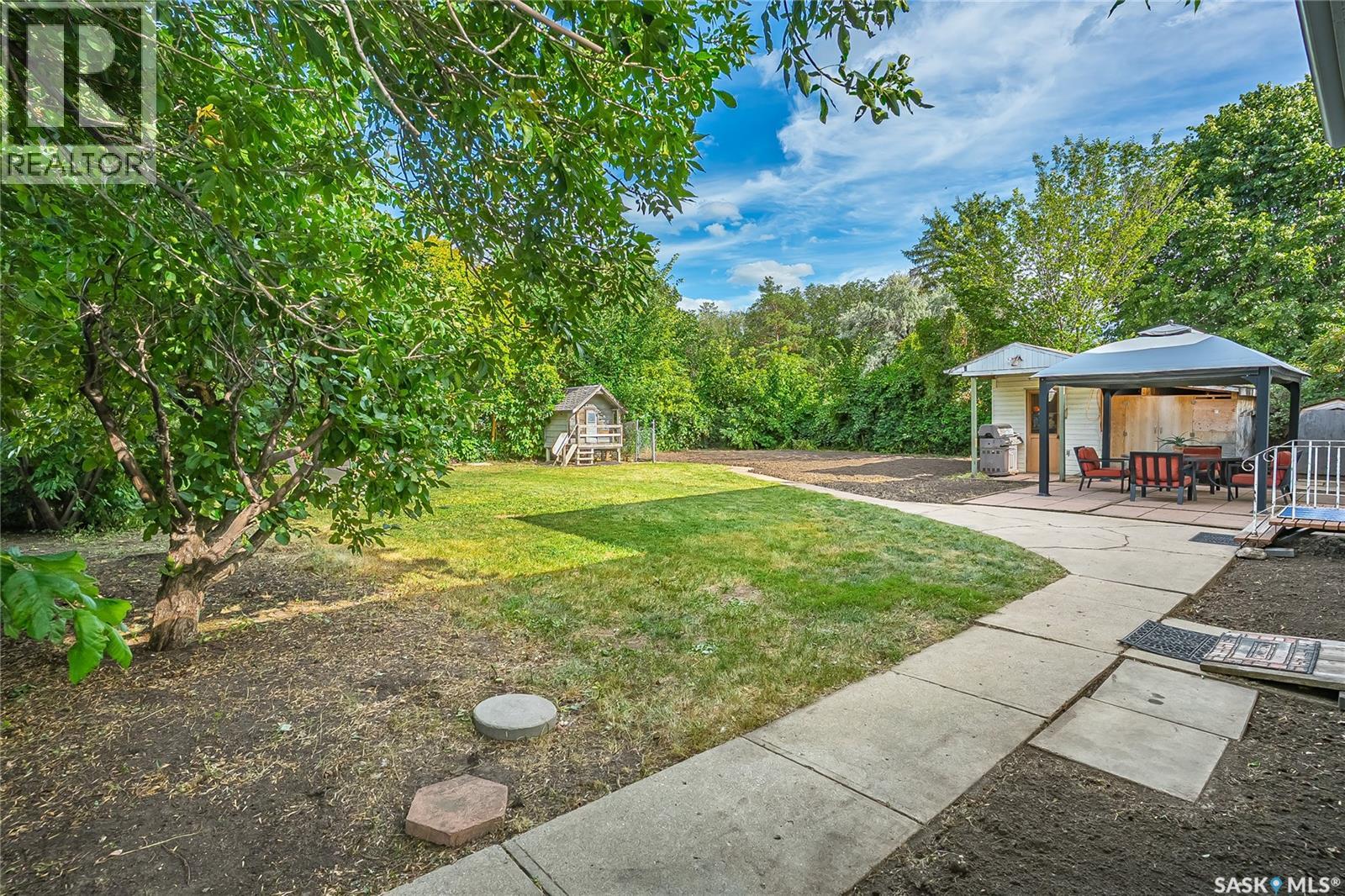 15 Harvard CRESCENT - Image 50