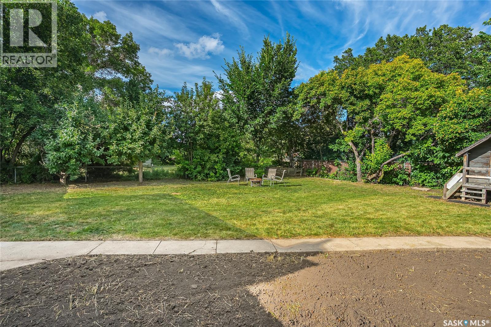 15 Harvard CRESCENT - Image 52