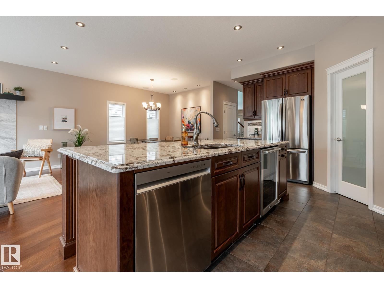 11122 52 ST NW - Image 25