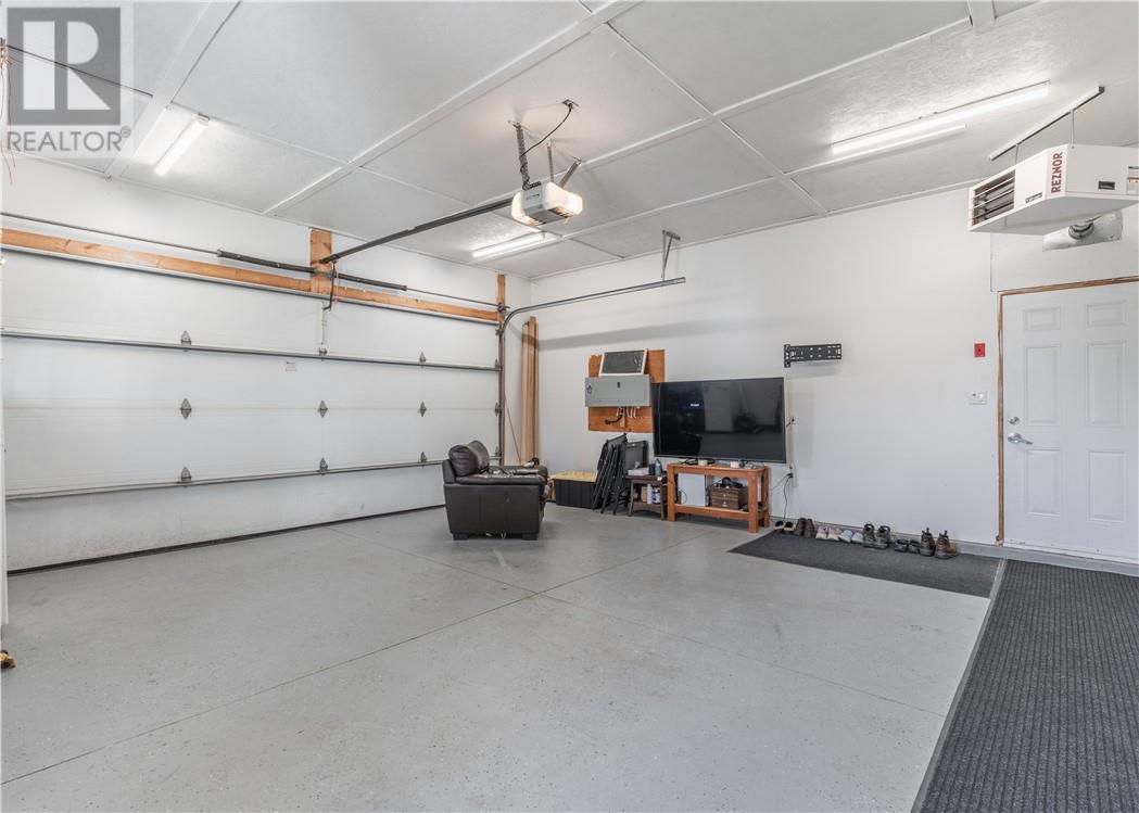 4803 Serenna Drive - Image 25