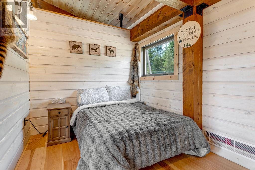 895 Horseshoe Lake Road - 12