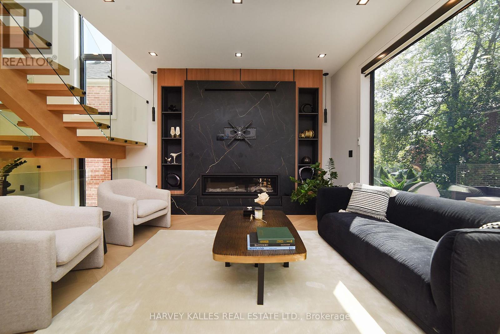 110 MONA DRIVE - 16