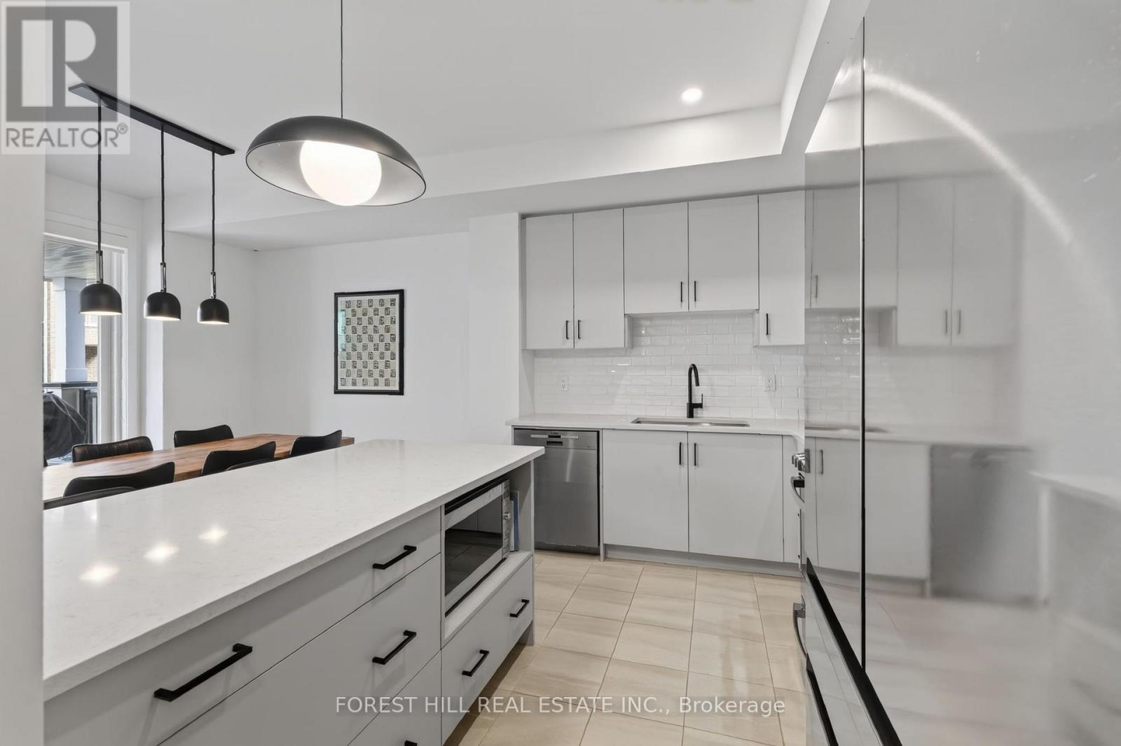 63 WATERSIDE WAY - 22