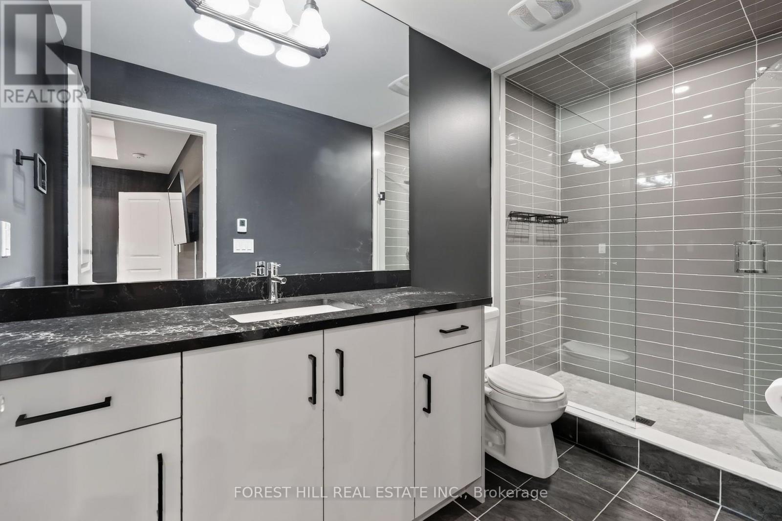 63 WATERSIDE WAY - 40