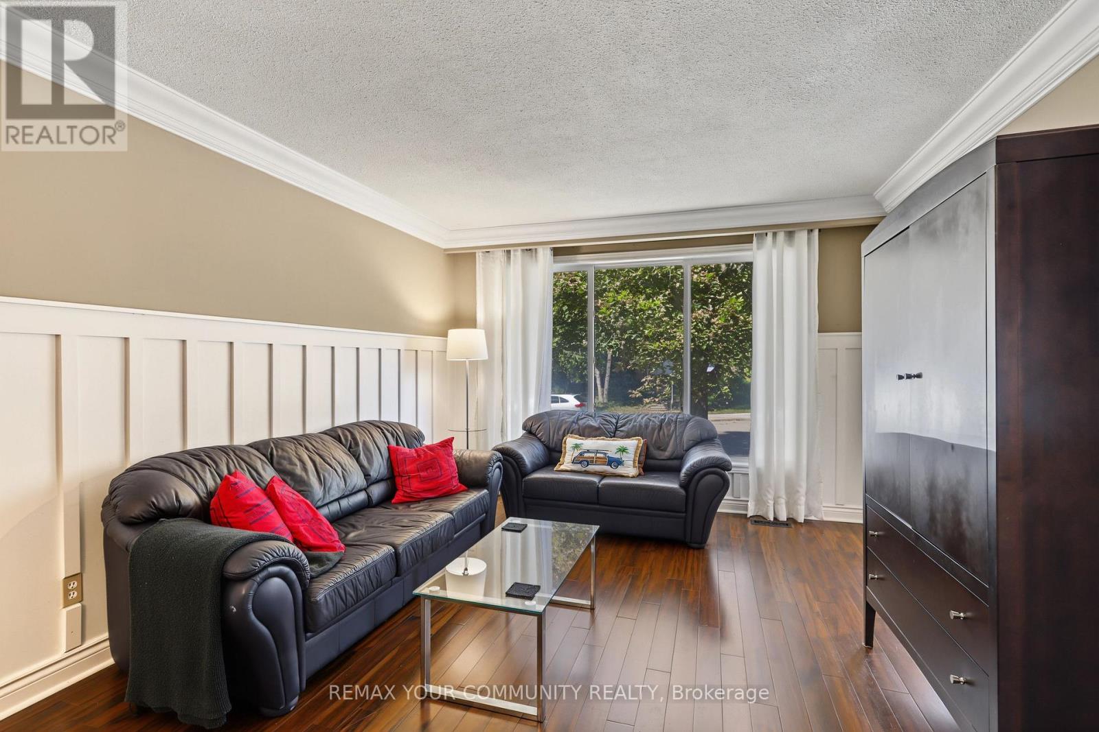 33 MCDONALD DRIVE - 5