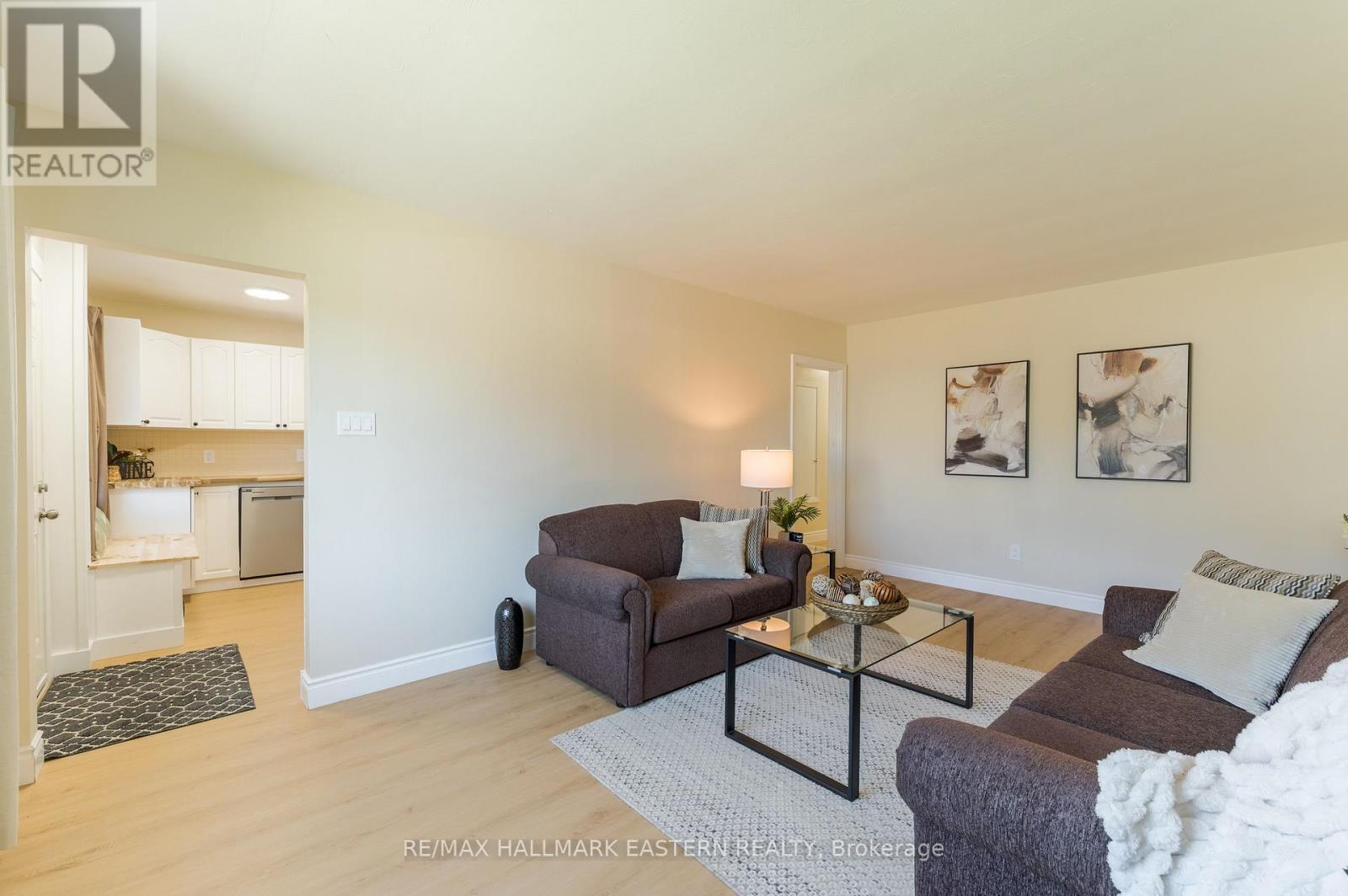 847 ST MARY'S STREET - 15