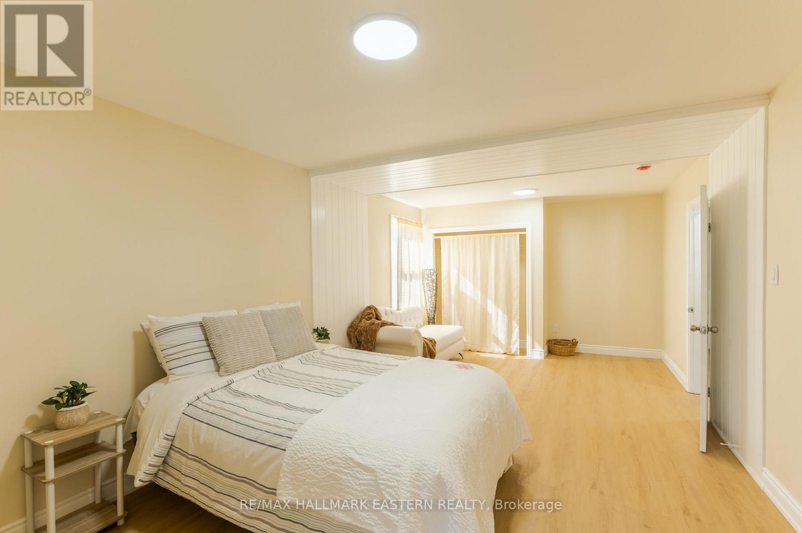 847 ST MARY'S STREET - Image 20