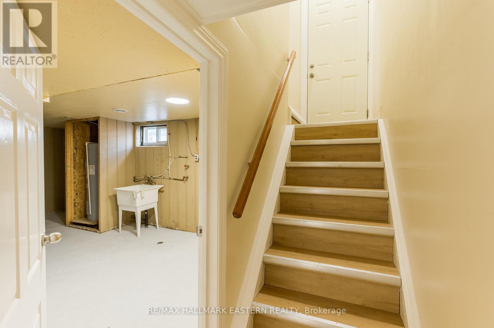 847 ST MARY'S STREET - 33