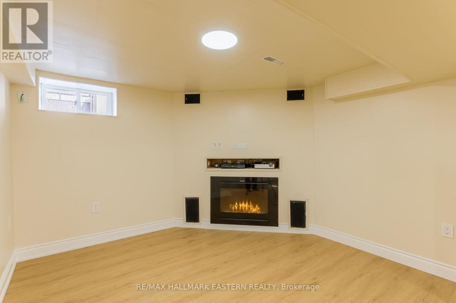 847 ST MARY'S STREET - 39