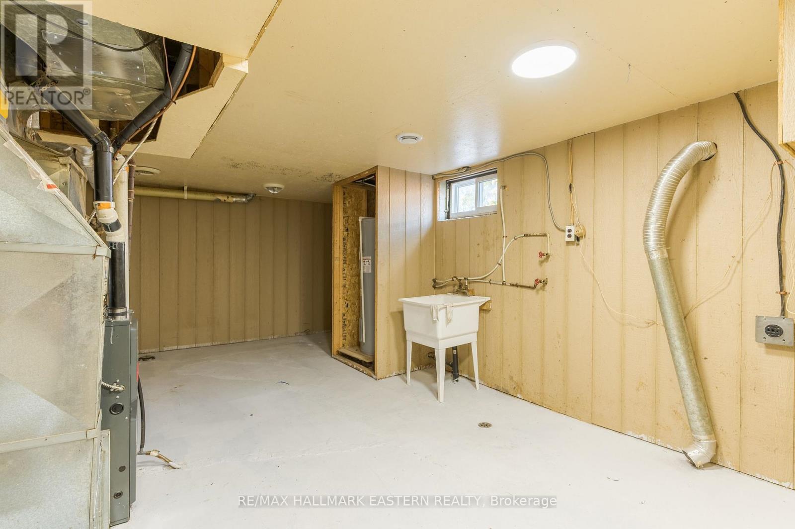 847 ST MARY'S STREET - Image 42
