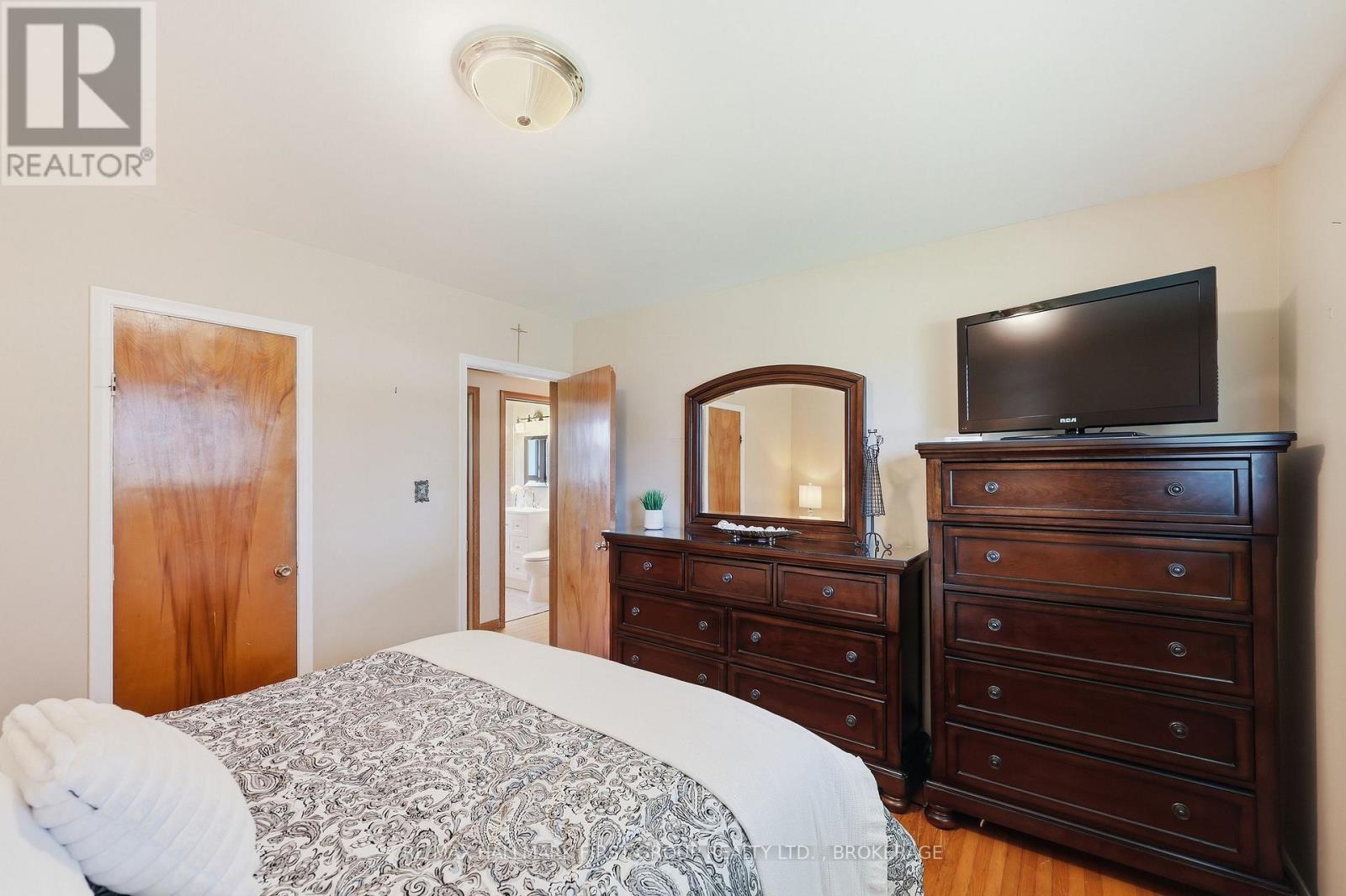 1449 AVONDALE CRESCENT - Image 17