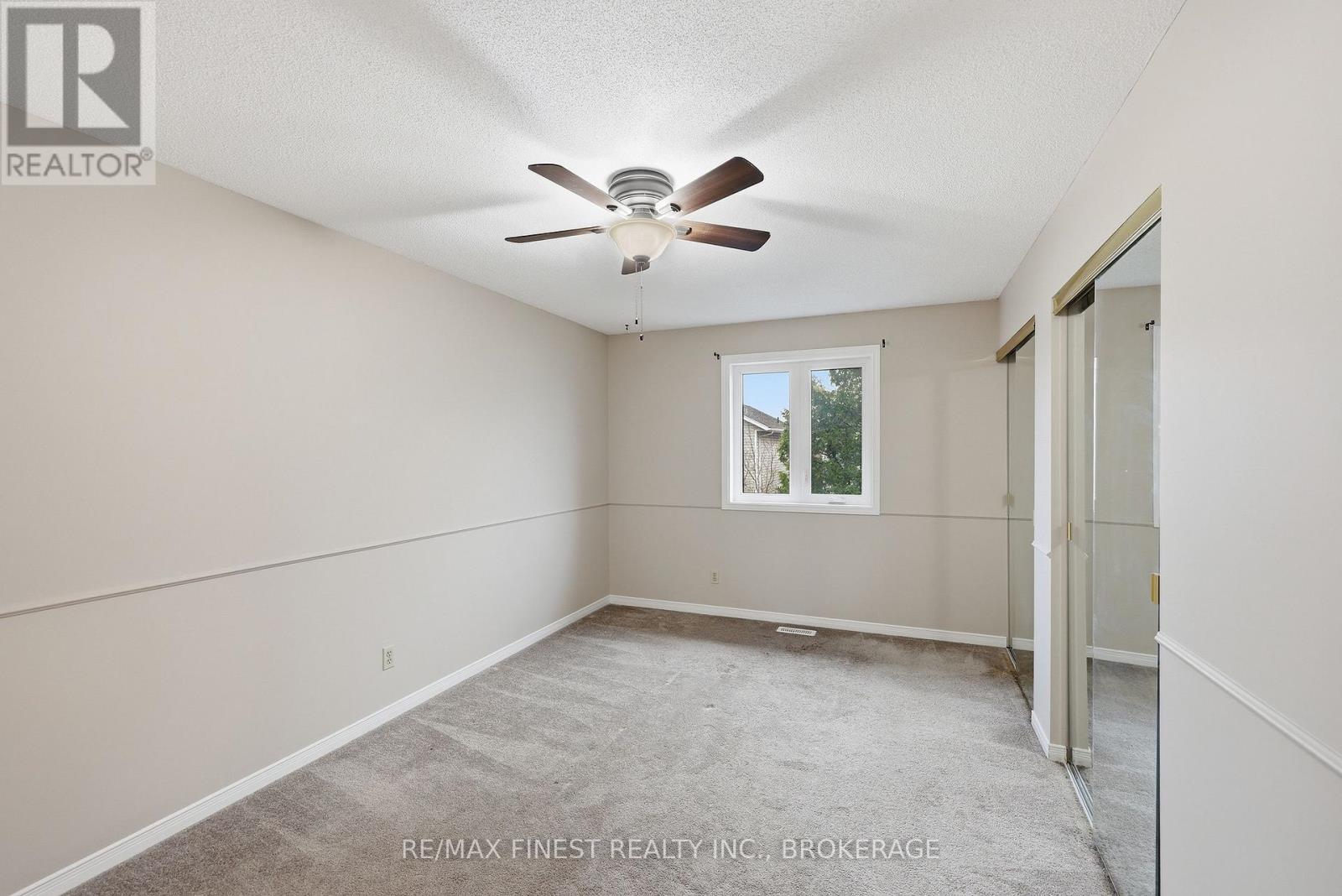 870 WALKER COURT - Image 30