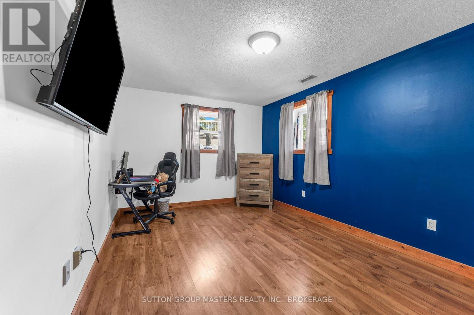 754 CHURCH ROAD - 36
