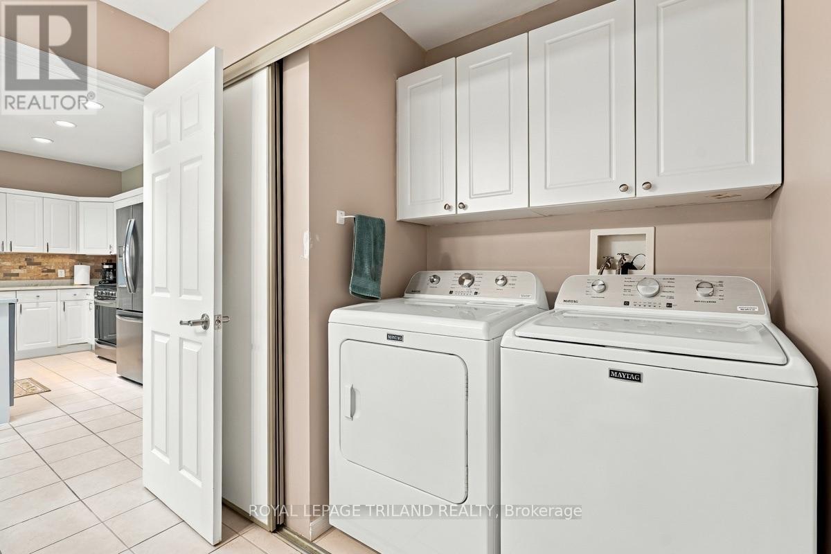 7 - 1337 COMMISSIONERS ROAD W, London South (South B) — photo 7