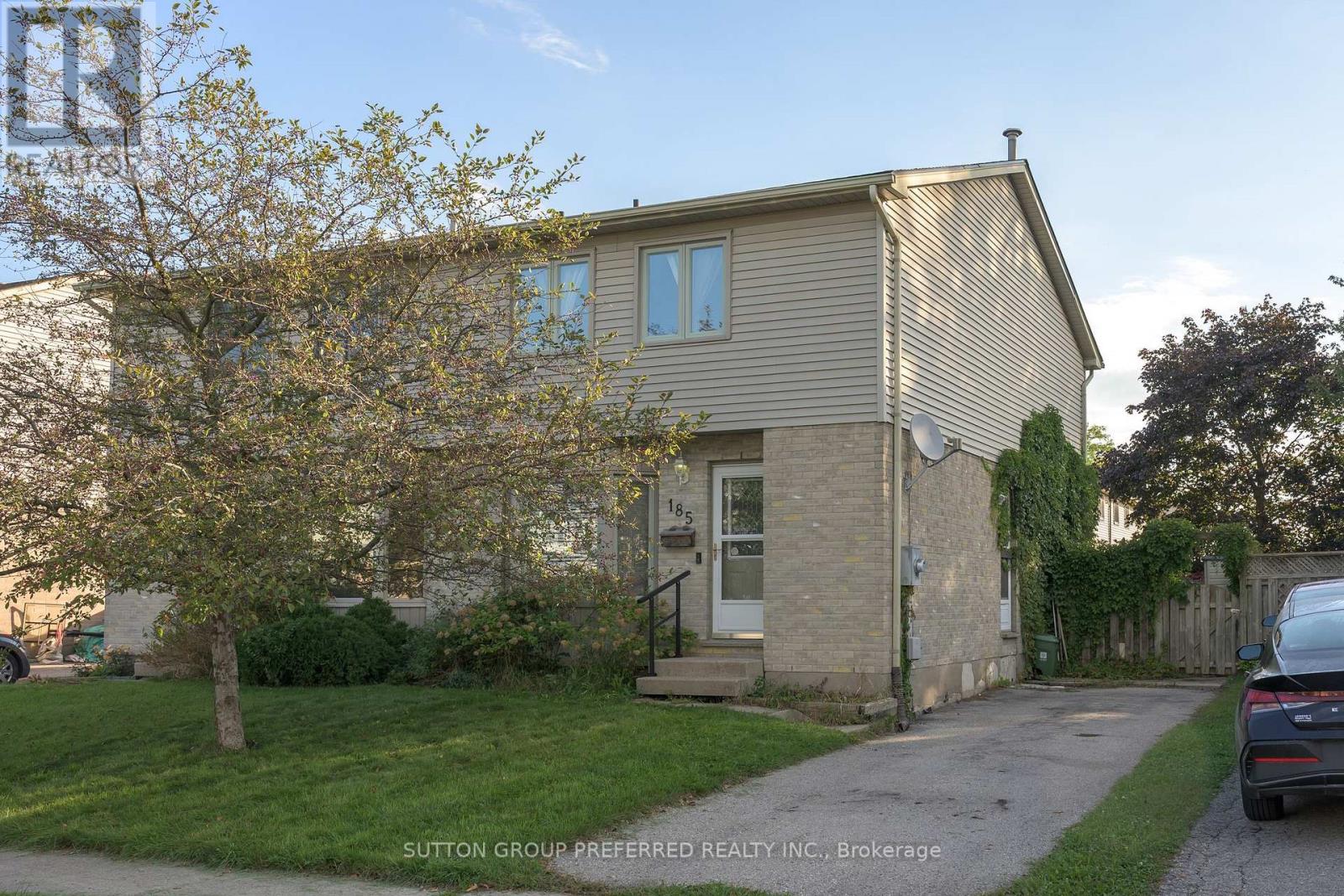 185 MARTINET AVENUE - 1