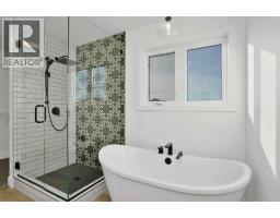 244 Emerald Drive, Red Deer, AB T4E1A6 Photo 35