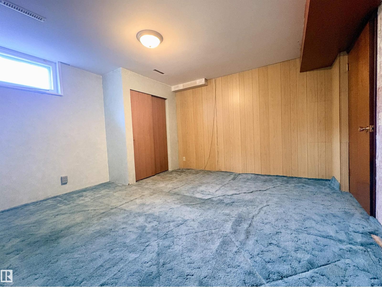 3834 110 AV NW - 36