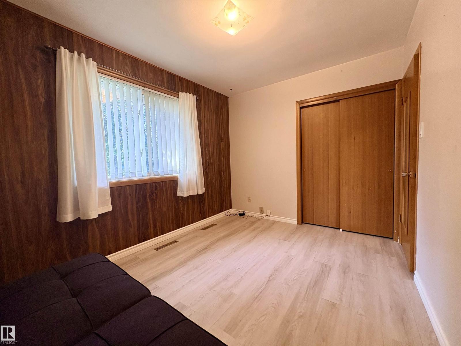 3834 110 AV NW - 24