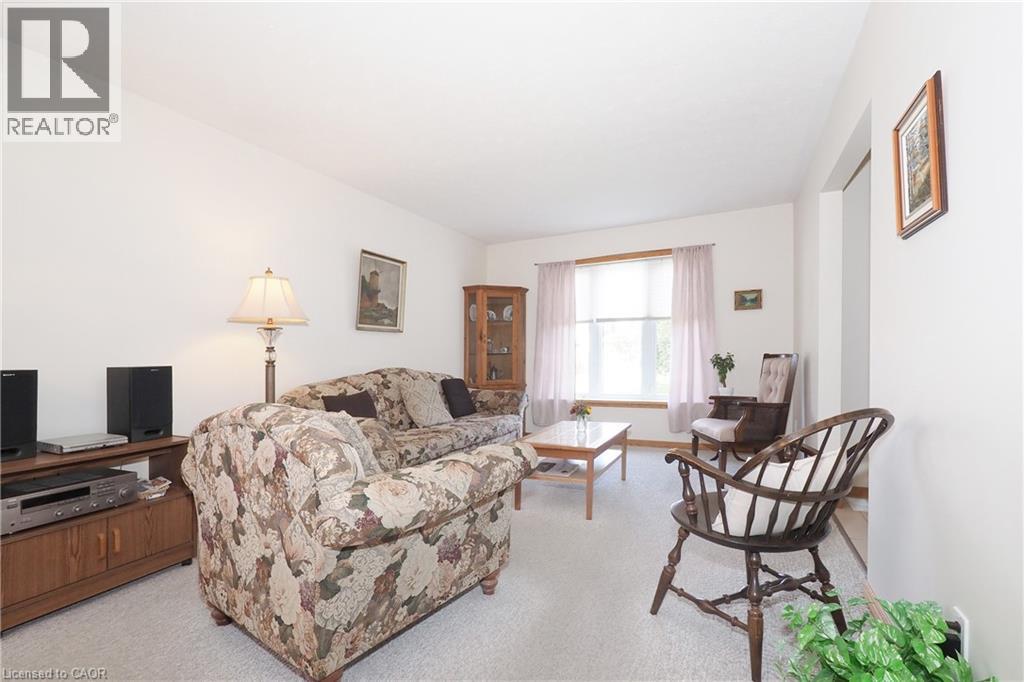 16 MAPLE Street, Drayton — photo 8