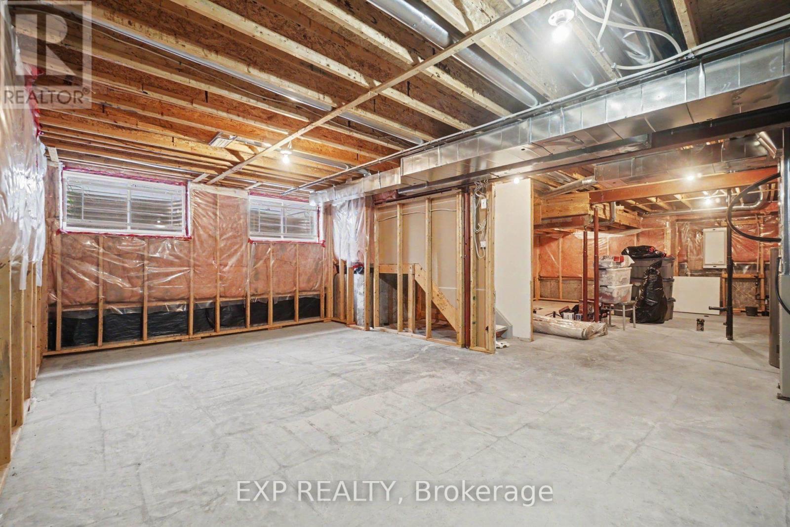 100 ROCKY HILL DRIVE - Image 25