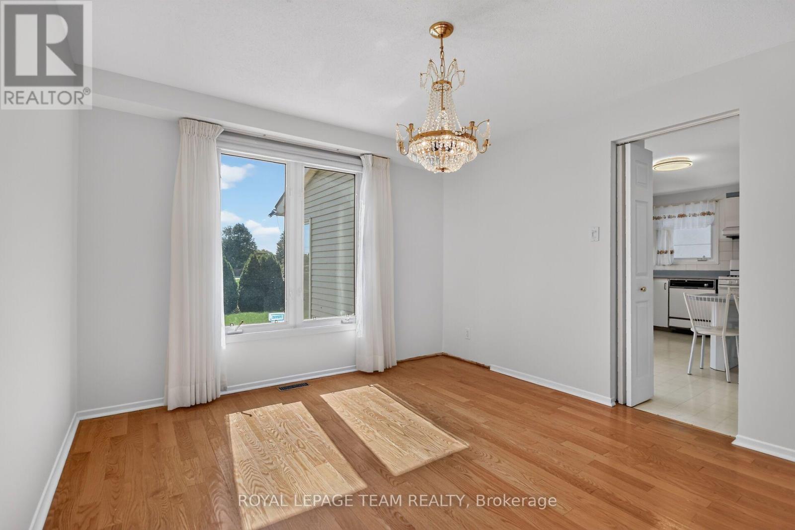 106 FOUR SEASONS DRIVE - Image 13