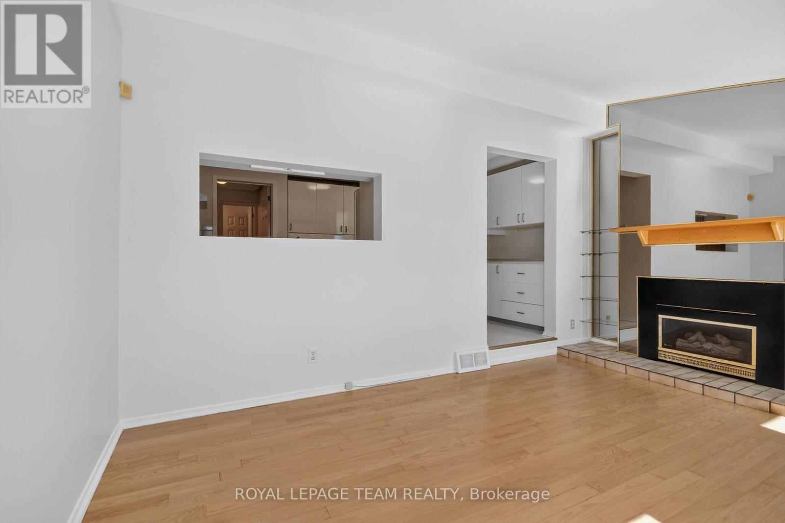 106 FOUR SEASONS DRIVE - 23