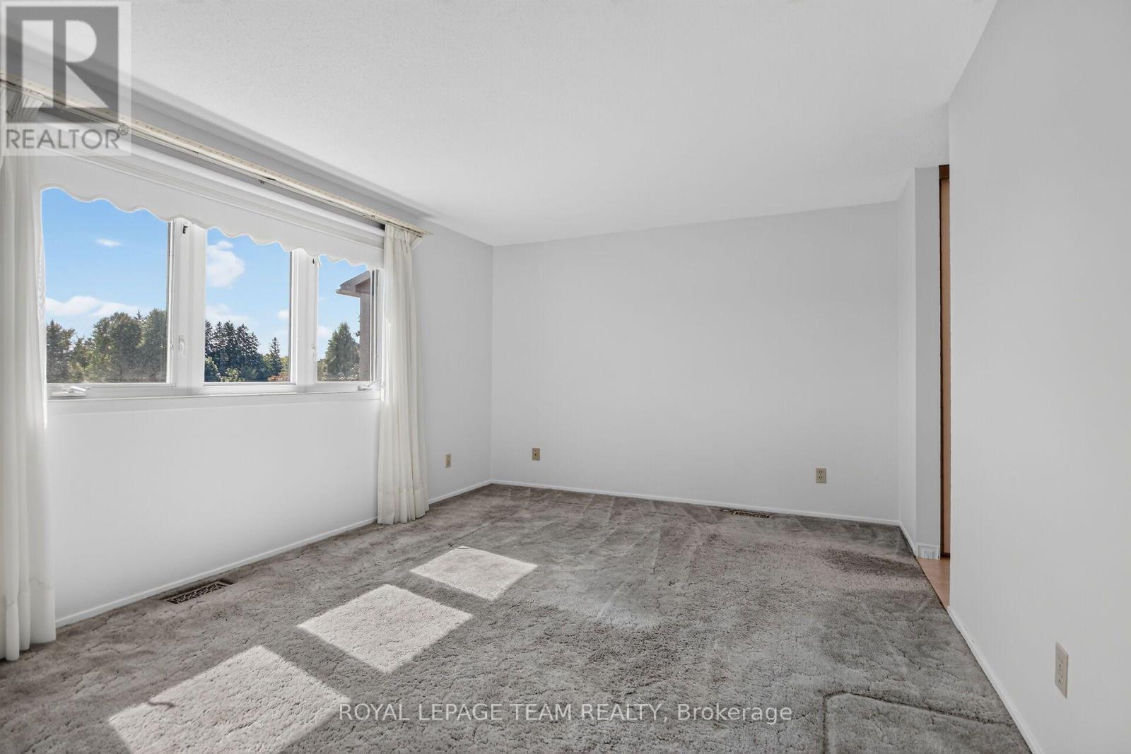 106 FOUR SEASONS DRIVE - 29