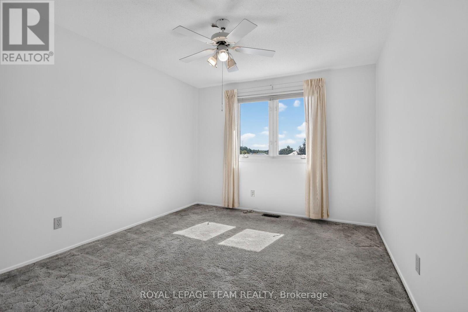 106 FOUR SEASONS DRIVE - Image 37