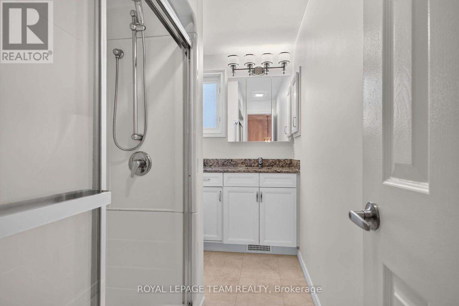 106 FOUR SEASONS DRIVE - Image 38
