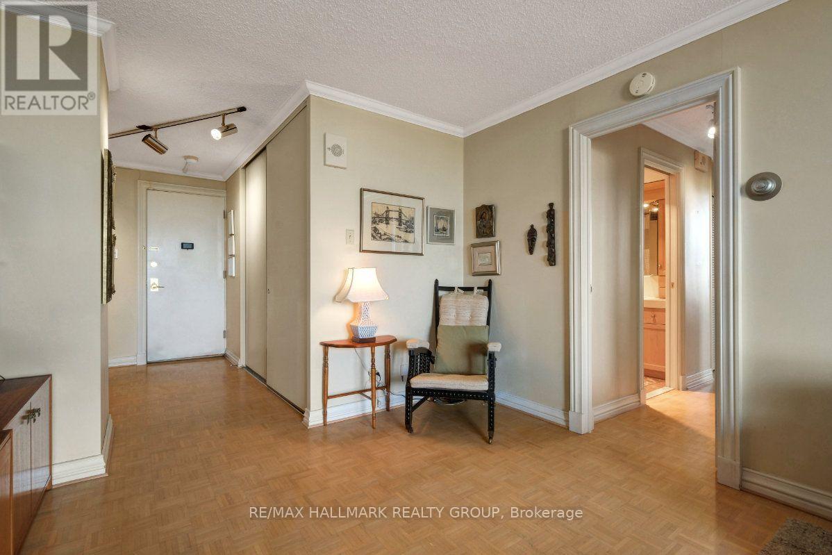 1804 – 505 ST LAURENT BOULEVARD, Ottawa. Luxury613. By Peter Sagos - Image 10