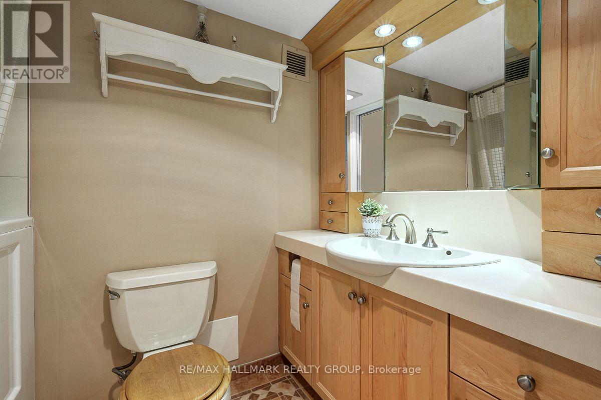 1804 – 505 ST LAURENT BOULEVARD, Ottawa. Luxury613. By Peter Sagos - Image 29
