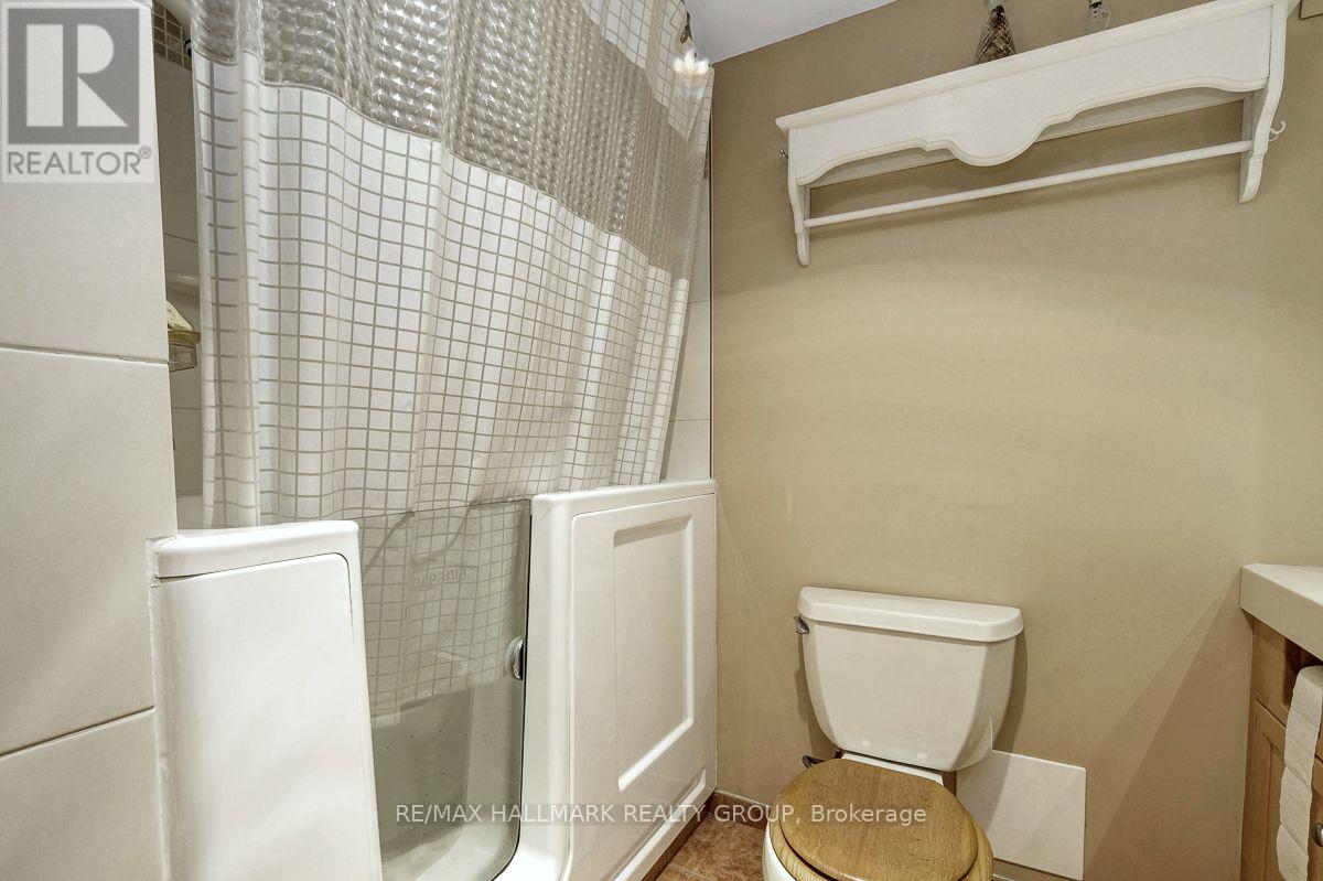 1804 – 505 ST LAURENT BOULEVARD, Ottawa. Luxury613. By Peter Sagos - Image 30
