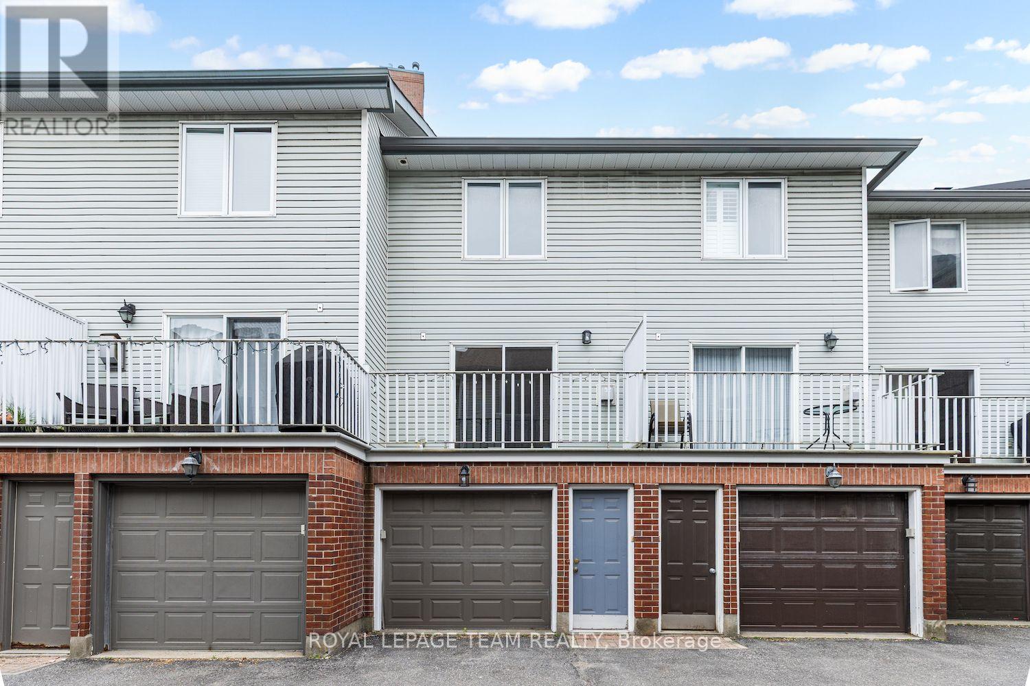 #7 395 BELL STREET S - Image 30